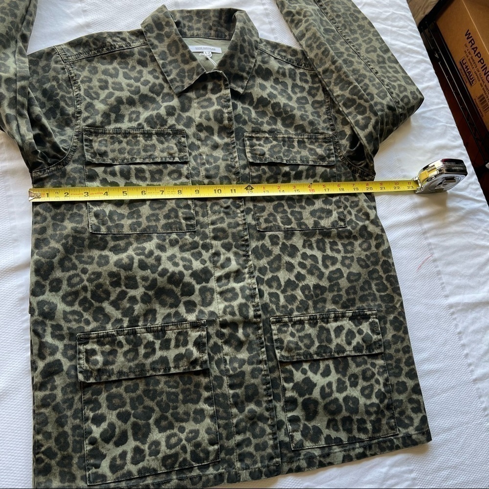 Good American The Camo Schacket Jacket in Sage Leopard ButtonUp Size Small - Picture 8 of 13